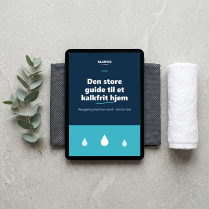 E-bogen læst på tablet – digital guide fra Klarvik